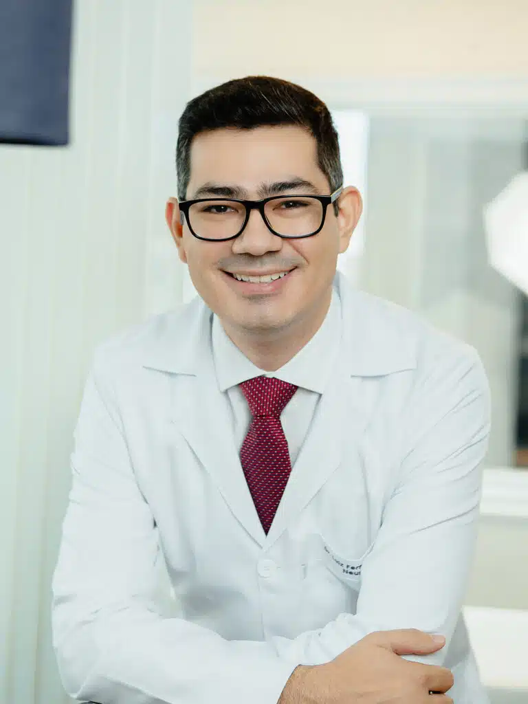 Dr Luiz Fernando, especialista em AVC e aneurismas